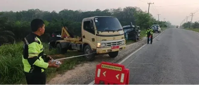 Kecelakaan Maut di Jalintim Pelalawan, 1 Orang Tewas dan 3 Luka Berat