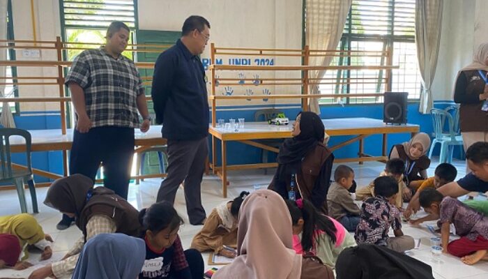 Mahasiswa KKN UNRI Sulap Perpustakaan Desa Jadi Kelas Ceria, Tanamkan Budaya Baca Anak Sejak Dini