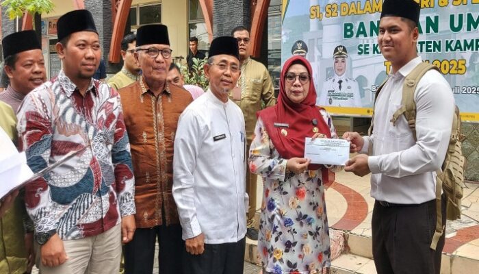 Wujudkan Kampar Cerdas, Pemkab Kampar Salurkan Bantuan Pendidikan Baznas kepada 1.153 Mahasiswa