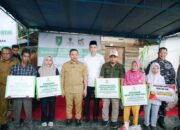 Gubernur Riau Letakkan Batu Pertama 2 Unit RTLH untuk Pelaku Perikanan di Dumai