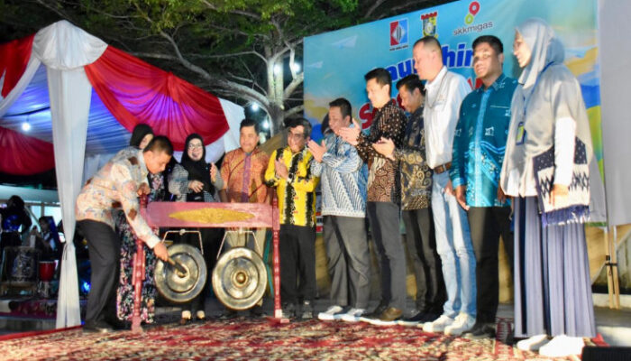 Bupati Kampar Resmikan Sentra UMKM Riverside Bangkinang Kota, Wujudkan Pusat Ekonomi Kerakyatan dan Destinasi Wisata Baru