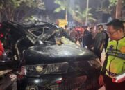 Mobil Mewah Hancur di Pekanbaru, Kasat Lantas Ungkap Penyebab Kecelakaan Diduga Kecepatan Tinggi dan Kurang Fokus