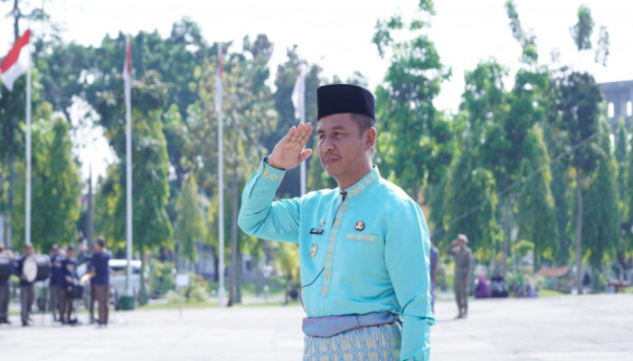 Ditunjuk Gubernur, Bupati Kampar Ahmad Yuzar Jadi Komandan Upacara HUT ke-68 Provinsi Riau
