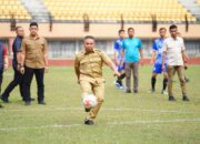 Gubernur Riau Buka Turnamen Mini Soccer, Perkuat Silaturahmi Antar Pegawai di HUT Ke-68 Riau