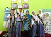 Bunda Literasi Katerina Apresiasi Perpustakaan SMK N 1 Tembilahan Hulu