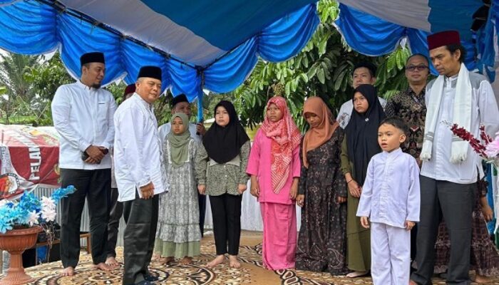 Kado HUT Riau ke-68, PT NHR Group Beri Bantuan Rp100 Juta untuk Pembangunan Pesantren