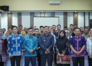 Dorong Desa Melek Digital, Bupati Monadi Hadiri Bimtek SRIKANDI dan GEMA DESA