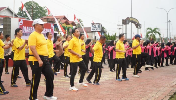 Polres Rohul Ajak Warga Olahraga Bersama Meriahkan HUT RI ke-80