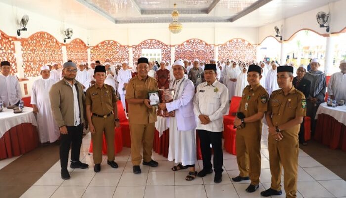 Bupati Anton Buka Silaturahim Akbar Jemaah Haji Rohul 2025