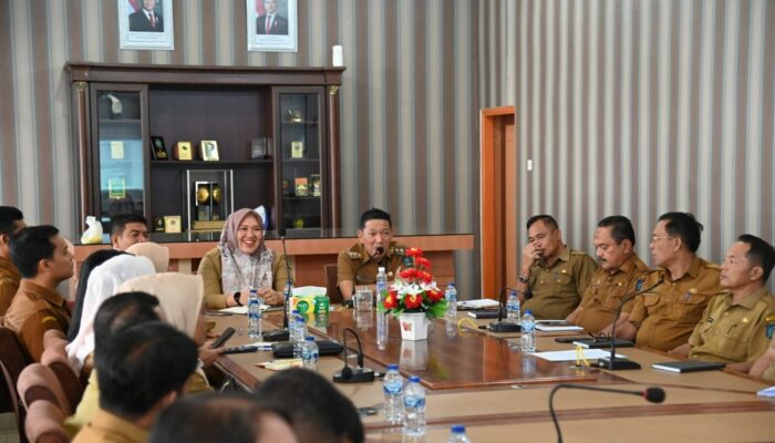Wakil Wali Kota Sibolga Pimpin Rapat Dana Kelurahan Tahun 2025, Tekankan Efektivitas dan Tepat Sasaran