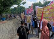 Tuntut Pembentukan Pansus, Ratusan Massa Demo di DPRD Riau Usut Defisit APBD 2024