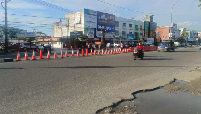 Atasi Kecelakaan dan Macet, Dishub Pekanbaru Tutup U-Turn Depan Masjid Raudhatul Jannah