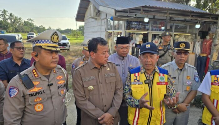 Jelang Kedatangan Wapres Gibran, Kondisi Jalan Menuju Pacu Jalur di Kuansing Jadi Sorotan