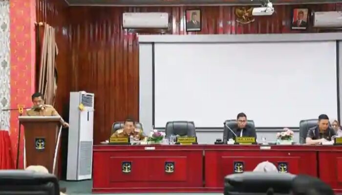 Rapat Paripurna DPRD Kota Sibolga, Wali Kota Sampaikan Ranperda Perubahan APBD 2025