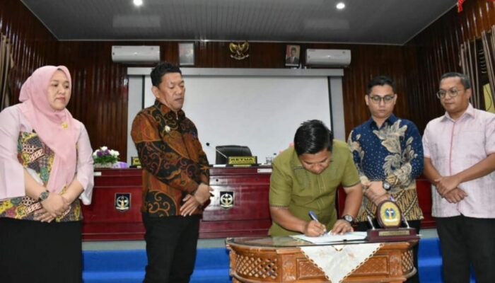 DPRD Kota Sibolga Sahkan 3 Ranperda Menjadi Perda