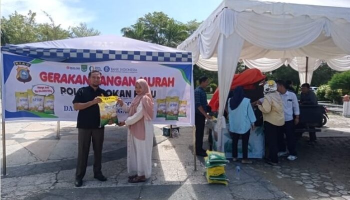 Polres Rohul Gelar Gerakan Pangan Murah, 2.000 Kg Beras Ludes Diserbu Warga