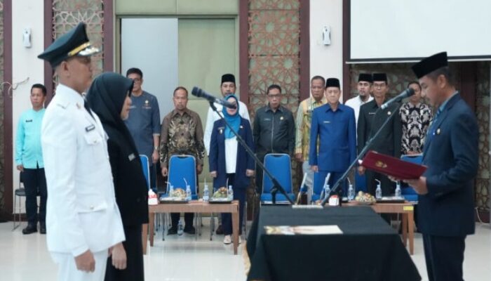 Bupati Kampar Lantik 66 Pejabat Baru, Tekankan Pelayanan Terbaik untuk Masyarakat