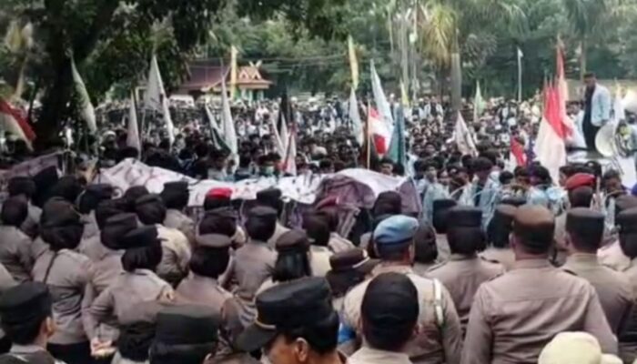 Tokoh Lintas Agama dan Pemerintah Riau Serukan Persatuan, Minta Unjuk Rasa Tetap Damai