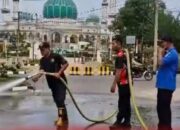 Jelang HUT ke-26, Bupati dan Wabup Rohul Gerakkan Damkar Percantik Wajah Kota Pasir Pengaraian