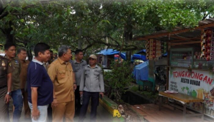 Bupati Anton Tinjau Langsung Bazar UMKM dan Gebyar Seni Budaya, Pastikan Berjalan Lancar dan Semarak