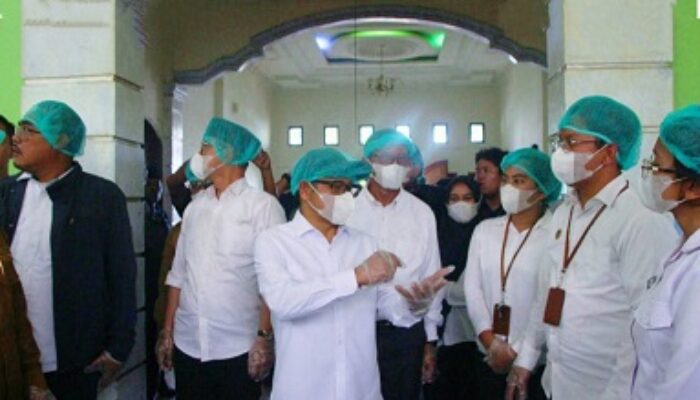 Menko Bidang Pemberdayaan Masyarakat Muhaimin Iskandar Tinjau Dapur MBG Di Tapteng