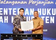 Komitmen untuk Keadilan, Bupati Rokan Hulu Terima Penghargaan dari Kemenkumham RI