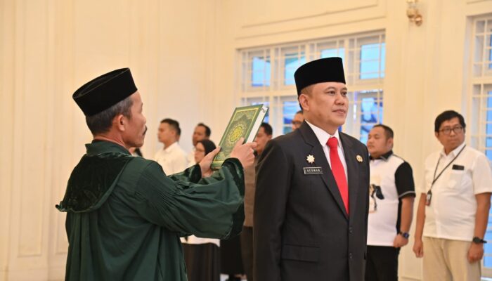 Wali Kota Sibolga Lantik Drs. Herman Suwito.M.M Sebagai Sekretaris Daerah Kota Sibolga