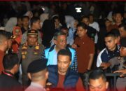 Ratusan Ribu Warga Padati Malam Puncak HUT ke-26 Rokan Hulu, Rayola dan Band Kotak Guncang Panggung Pesta Rakyat