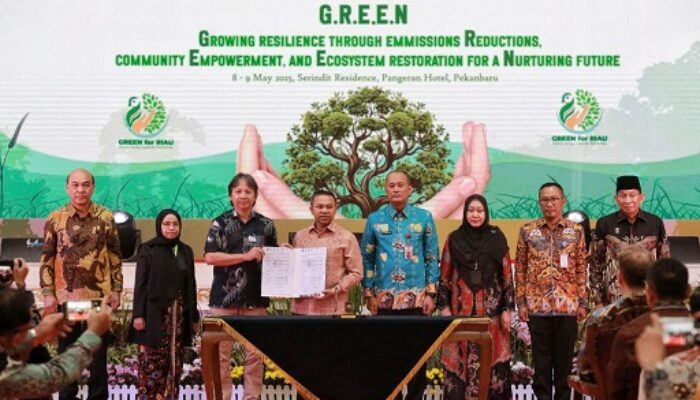 Jaga Lingkungan dan Ketersediaan Oksigen, Gubri Abdul Wahid Pimpin Deklarasi Riau Hijau