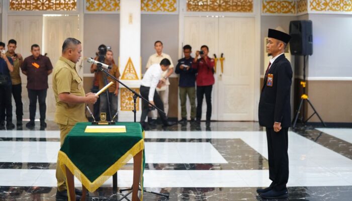 Gubri Abdul Wahid Resmi Kukuhkan Evenri Sihombing sebagai Kepala BPKP Riau, Gantikan Kwinhatmaka