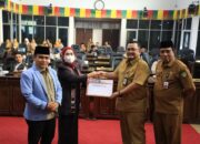 Pemkab Rohul Tanggapi Pandangan Fraksi DPRD soal Ranperda Pembentukan Produk Hukum Daerah