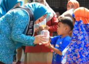Bunda PAUD Rohul Buka Acara Gemarikan di Desa Rambah: Ajak Orang Tua Biasakan Anak Makan Ikan