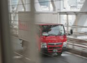 Teknologi Modern Dorong Efisiensi Operasional Truk Kargo di Indonesia