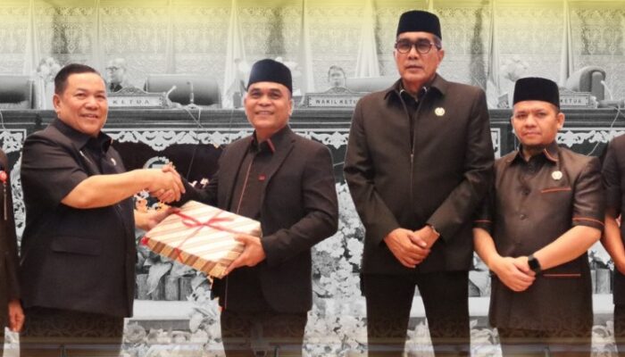 Diserahkan Plt Gubernur SF Hariyanto, Nota Pengantar APBD 2026 DPRD Riau Angkat Tema Perkuatan Pondasi Transformasi untuk Ekonomi Inklusif