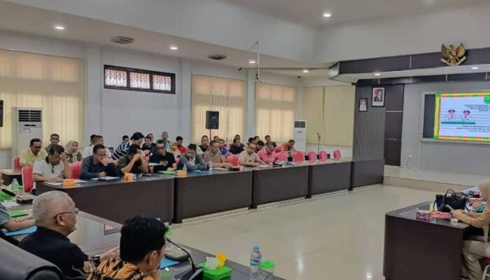 Perkuat Akselerasi Pembangunan, Pemkab Inhu Gelar Rapat Evaluasi APBD 2025