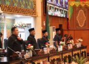 DPRD Riau Sahkan APBD 2026 dan Tetapkan Propemperda, Komitmen Selesaikan Pembahasan Tepat Waktu