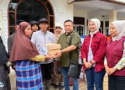 Respons Cepat Bencana, PT Arara Abadi & Indah Kiat Salurkan 500 Paket Sembako dan Pakaian ke Agam Sumbar