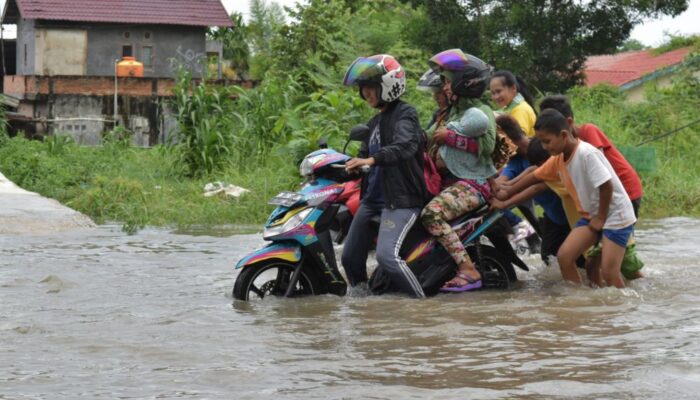 Update Banjir Riau: Inhu, Inhil, dan Pekanbaru Surut, Siak dan Bengkalis Masih Tergenang