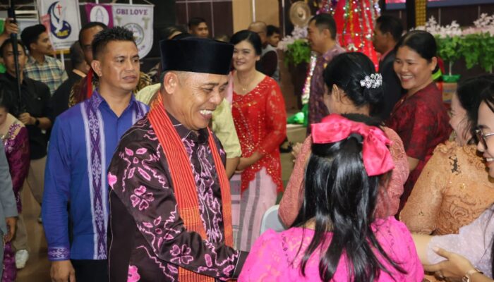 Perkuat Toleransi, Bupati Inhil Herman Hadiri Natal Oikumene TNI, Polri, dan ASN 2025