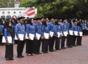 Bupati Kasmarni Serahkan SK PPPK Paruh Waktu, Instruksikan Evaluasi Kinerja Tiap 3 Bulan
