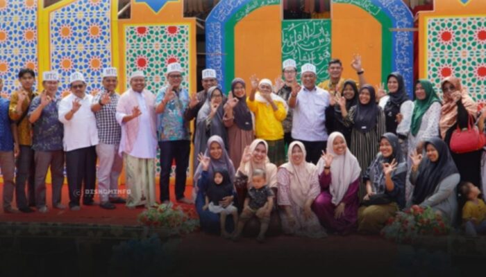 Pererat Silaturahmi, Bupati Rokan Hulu Kunjungi Ponpes Tuan Muda Al-Muqorobbah di Rokan IV Koto