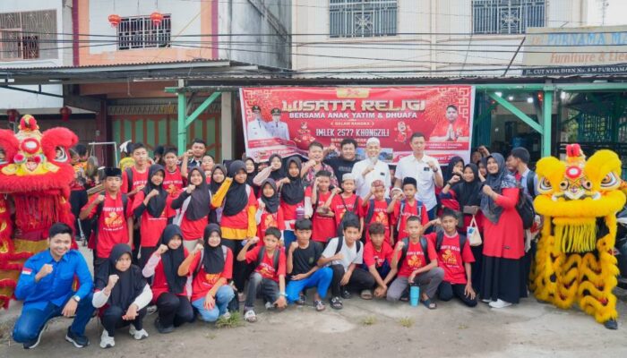 Momen Imlek 2577, Yayasan Tionghoa Dumai Ajak Anak Yatim dan Dhuafa Wisata Religi