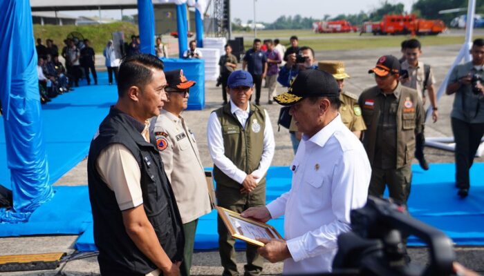 Pimpin Apel Karhutla Nasional 2026 di Riau, Menko Polkam: Jaga Alam Adalah Mandat Bangsa
