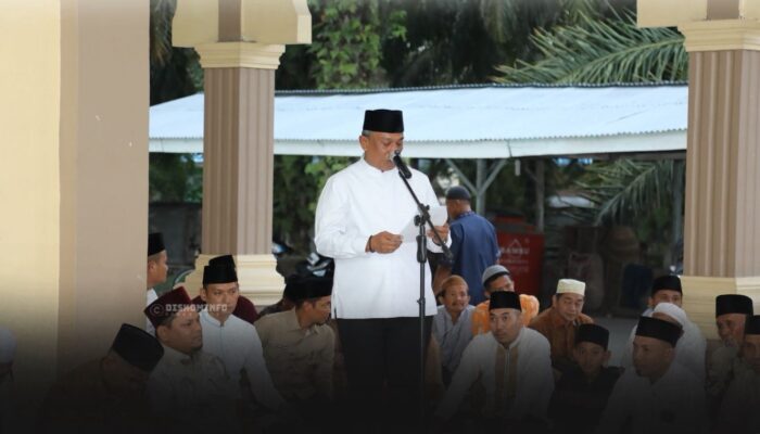 Safari Ramadan ke-4 di Payung Sekaki, Bupati Anton Pastikan Pengaspalan Jalan 500 Meter Direalisasikan 2026