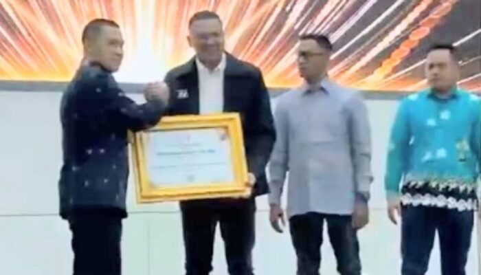 Hotli Maruli Sirait Sabet Penghargaan Tokoh Bisnis Terbaik di JMSI Award 2026