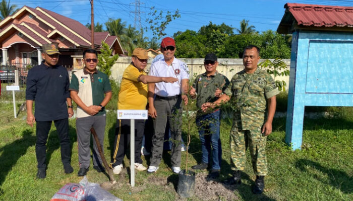 Sukseskan Gerakan Indonesia ASRI, Pemkab Kampar Gelar Gotong Royong Massal di Salo