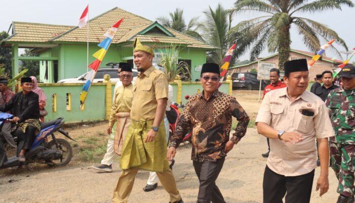 Bupati Dan Wakil Bupati Inhu Hadiri Perayaan Hari Jadi Ke-22 Kecamatan Batang Peranap