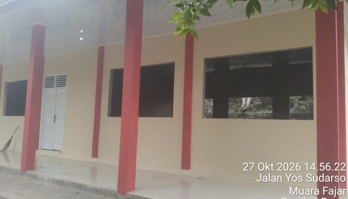 Proyek Swakelola Rp1,3 Miliar SMAN 13 Pekanbaru Terancam Mangkrak Jelang Deadline